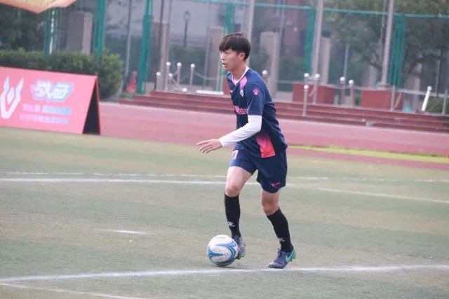 中国男篮传奇球星王治郅入选国际篮联名人堂