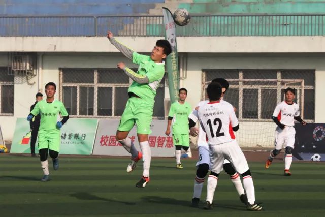 克雷28分库里17分阿德巴约24分 勇士大胜热火